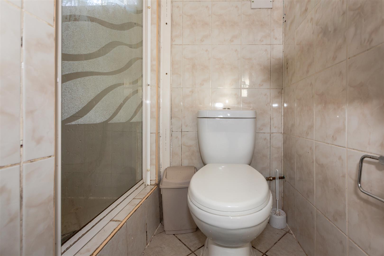 Brondeg, Manselton, Swansea, SA5 8PY